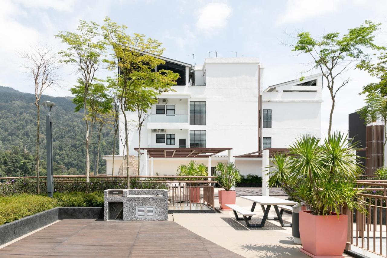 Tropical Houz@Midhill Genting Highlands Apartment ภายนอก รูปภาพ